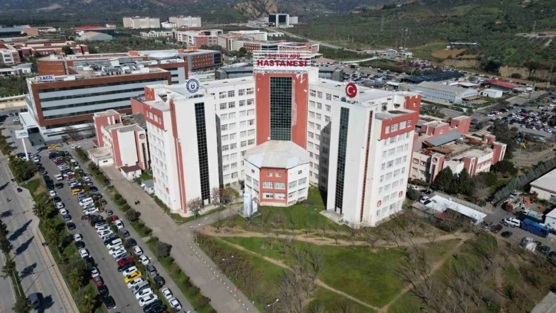 ADÜ'lü profesör ve sekreteri 'rüşvet' iddiasıyla gözaltına alındı