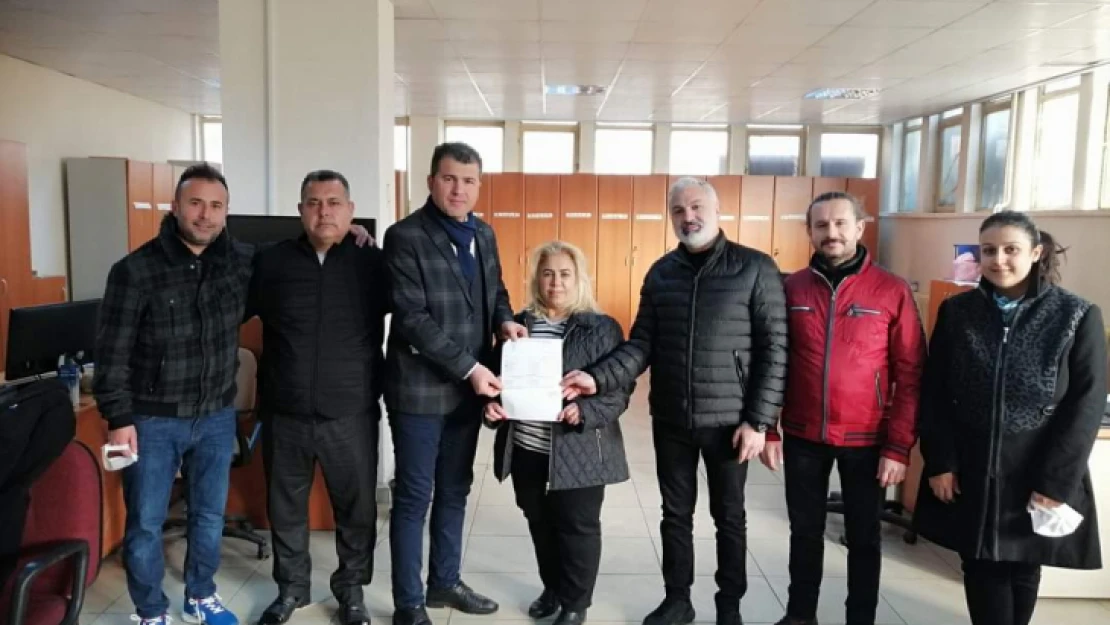 Akyıldız mazbatasını aldı