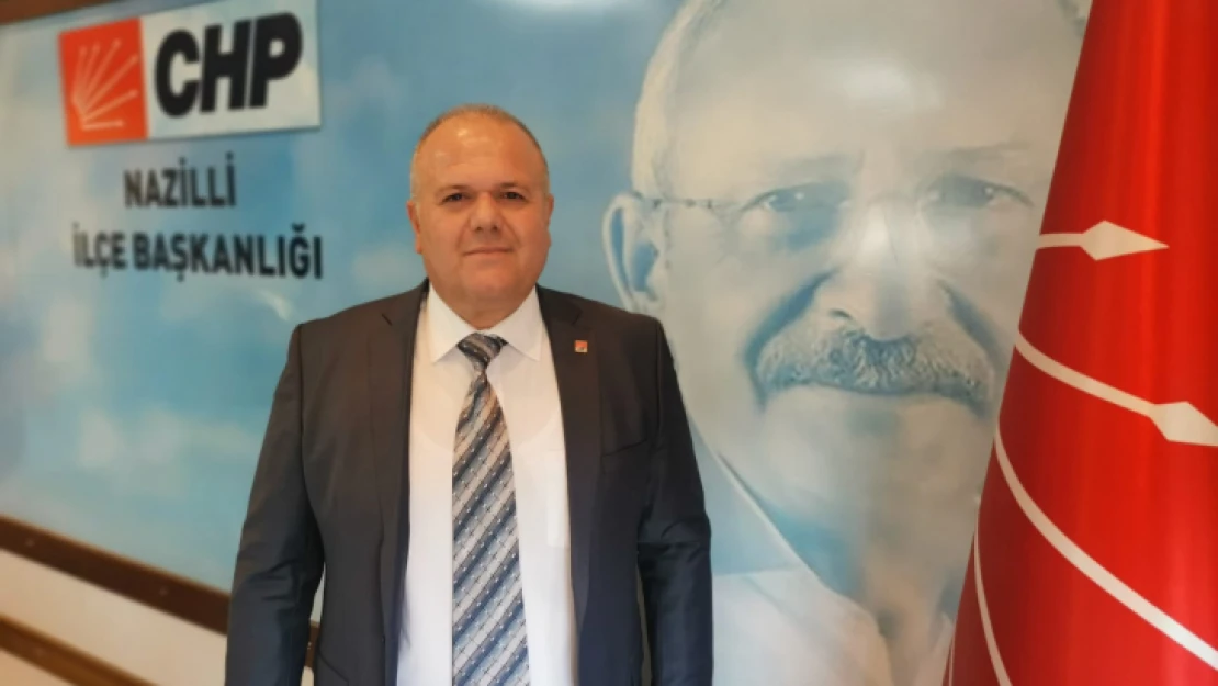 Alptekin, Özcan'a fena patladı