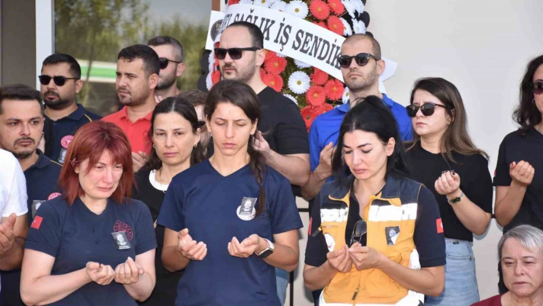 Ambulans şoförü Erke'yi mesai arkadaşları son yolculuğuna uğurladı