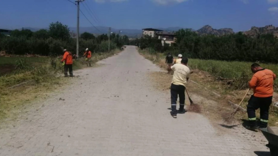 Arslanlı Mahallesi'nde temizlik çalışması