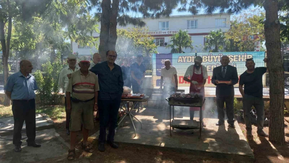 Aydın Büyükşehir Belediyesi Huzurevi'nde coşkulu kutlama