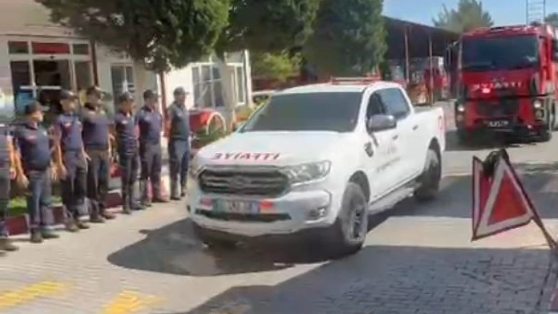 Aydın Büyükşehir Belediyesi İtfaiyesi Uşak yangınına müdahale için yola çıktı