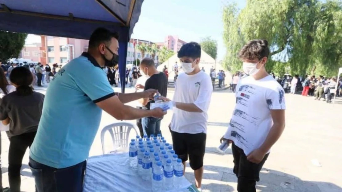 Aydın Büyükşehir Belediyesi'nden öğrencilere destek