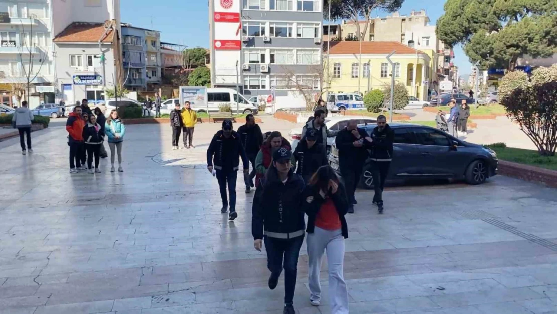 Aydın'da 'yeşil reçete' operasyonunda gözaltına alınan şüpheliler adliyeye sevk edildi