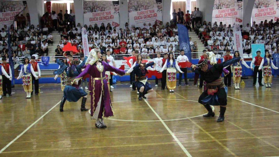 Aydın'da 19 Mayıs törenle kutlandı