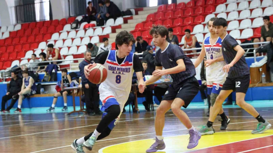 Aydın'da basketbol turnuvası tempolu başladı