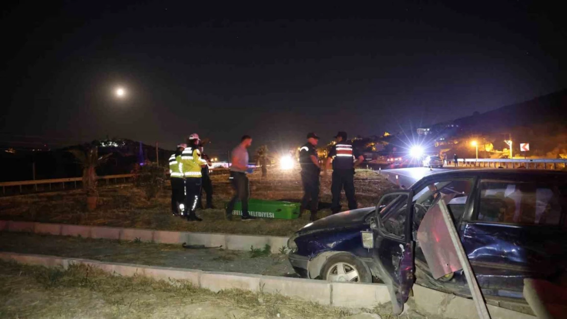 Aydın'da feci kaza... İki otomobil çarpıştı: 2 ölü, 3 yaralı