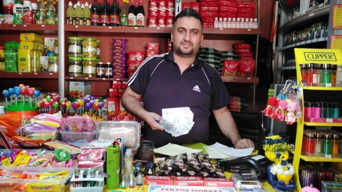 Aydın'da gizemli hayırsever, mahalle halkının bakkal borcunu ikinci kez ödedi