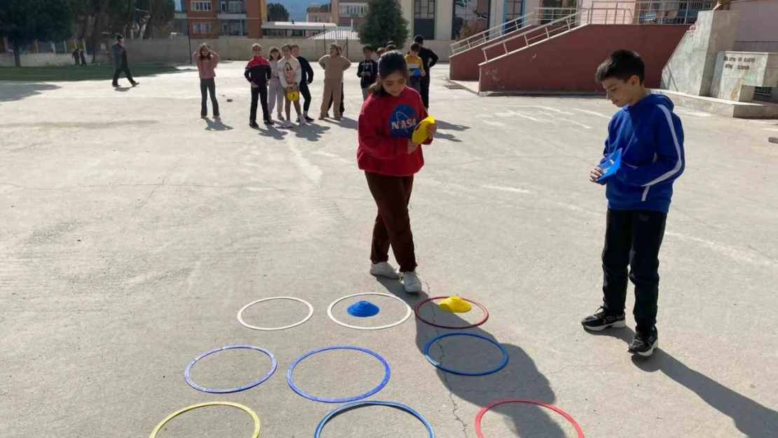 Aydın'da minikler, spor alışkanlığı kazanıyor