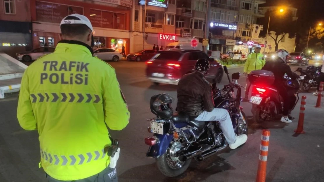 Aydın'da polis ekipleri 2 bin 731 şahsı sorguladı