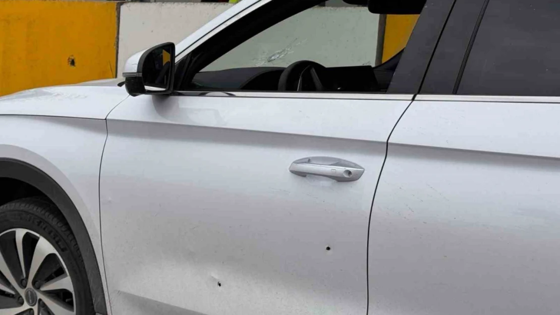 Aydın'da silahlı saldırı: Şahıs otomobili ile jandarma uygulama noktasına sığındı