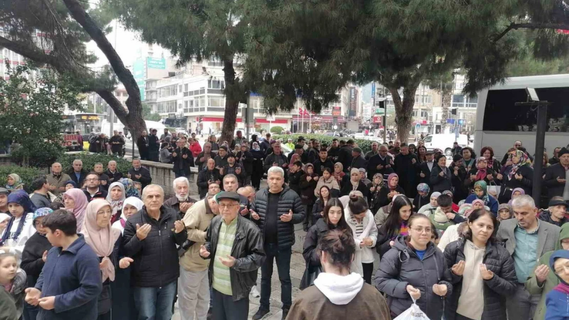 Aydın'da umreciler dualarla uğurlandı