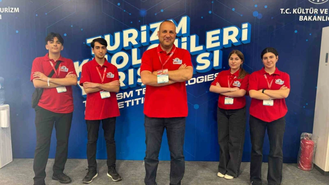 Aydınlı öğrenciler Kıbrıs'taki final sergisinde yerini aldı