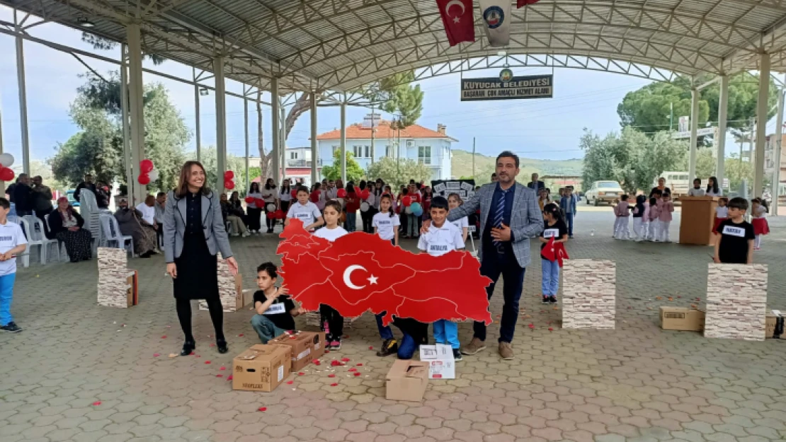 Başaranlı miniklerden depreme skeçle farkındalık
