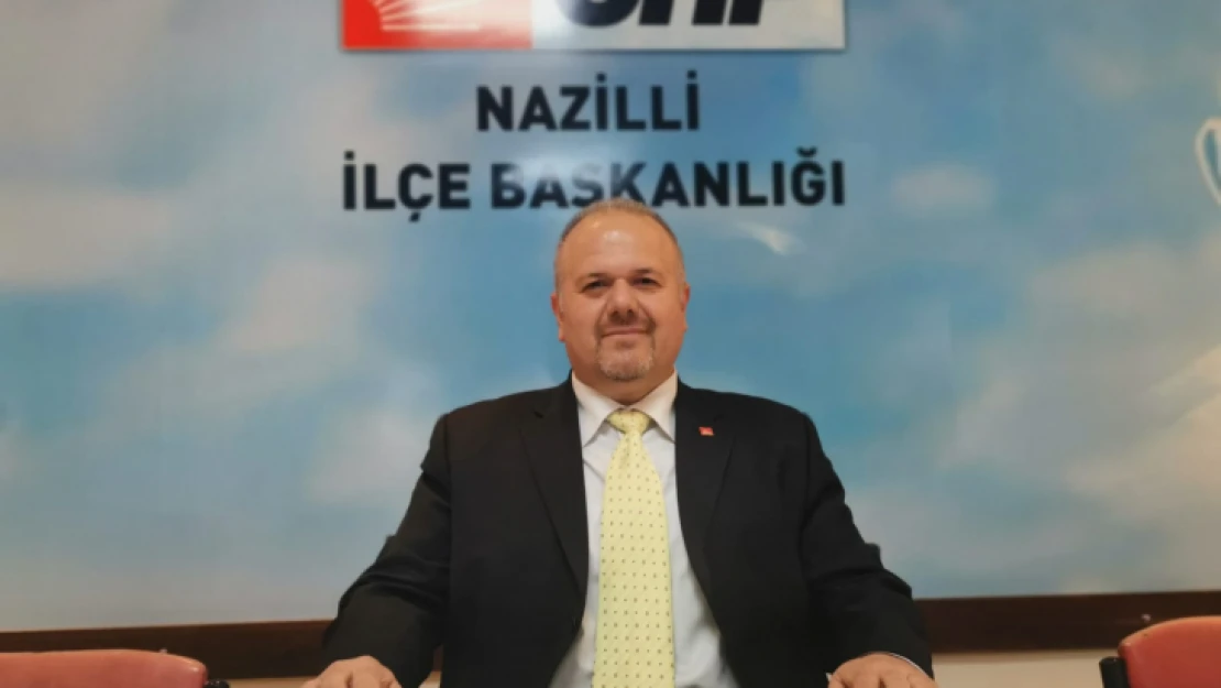 Başkan Alptekin 'Yanmayan ağaçları AKP satıyor'