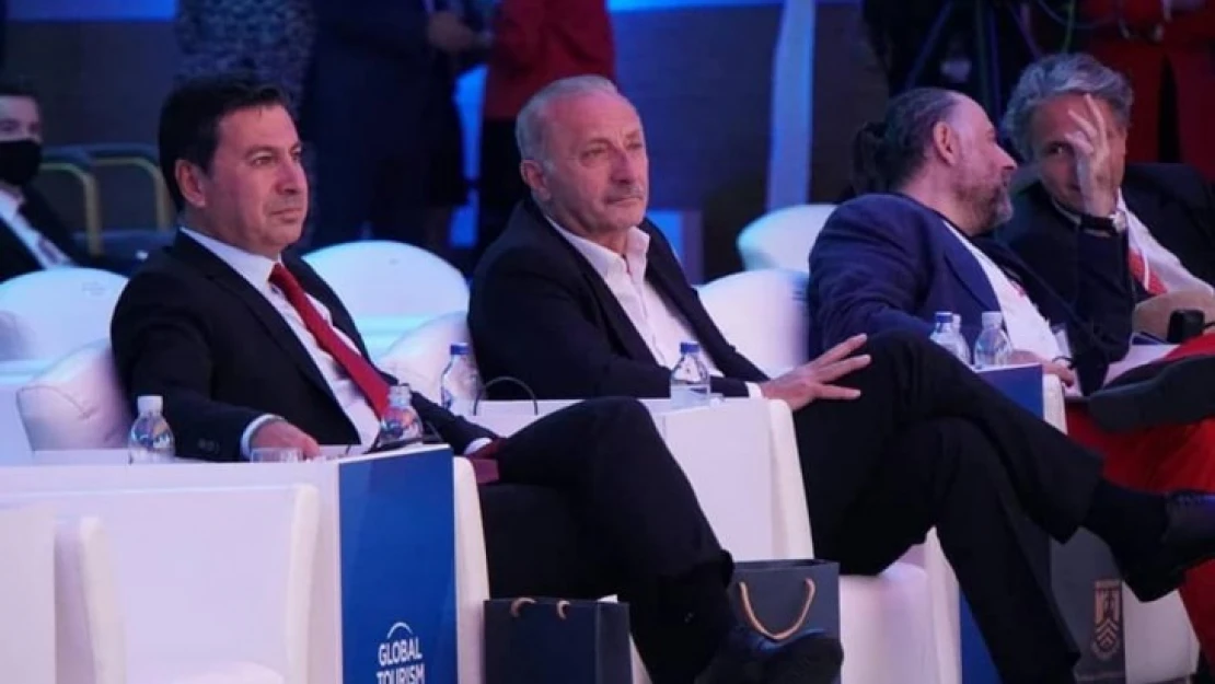 Başkan Atabay, küresel turizm formuna katıldı