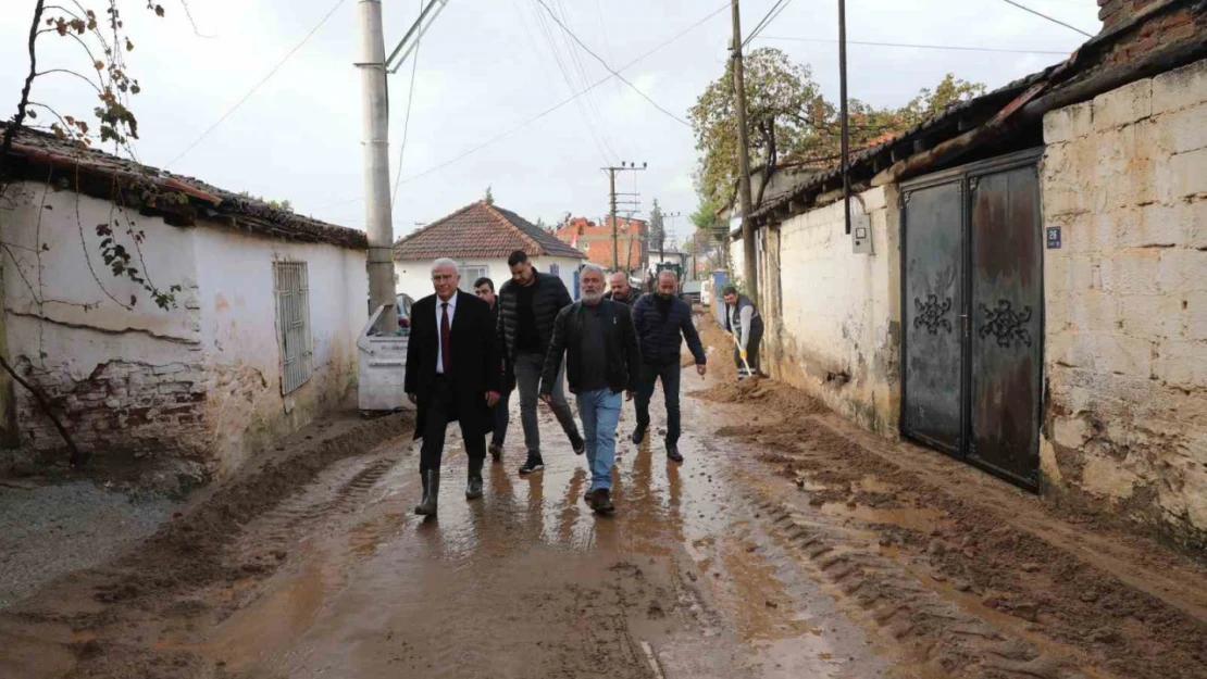 Başkan Atay sel mağduru vatandaşlarla buluştu