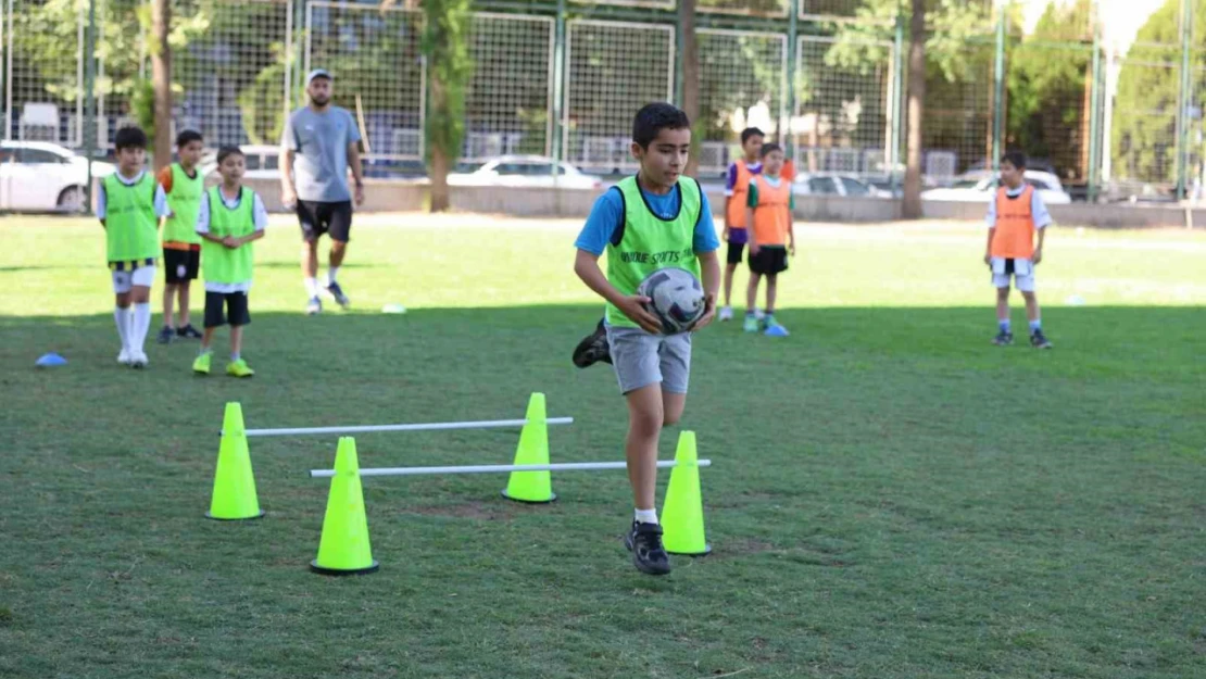 Başkan Çerçioğlu'nun destekleriyle Aydınlı çocuklar sporla gelişiyor