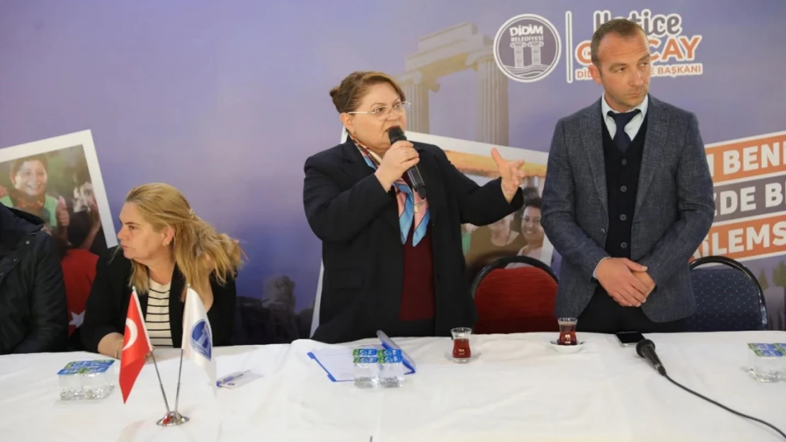 Başkan Gençay, Altınkum Mahallesi'nde vatandaşlarla buluştu