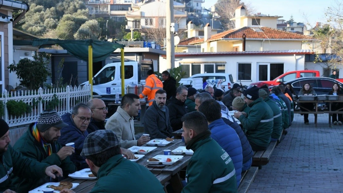 Başkan Günel, işçilerle kahvaltı yaptı