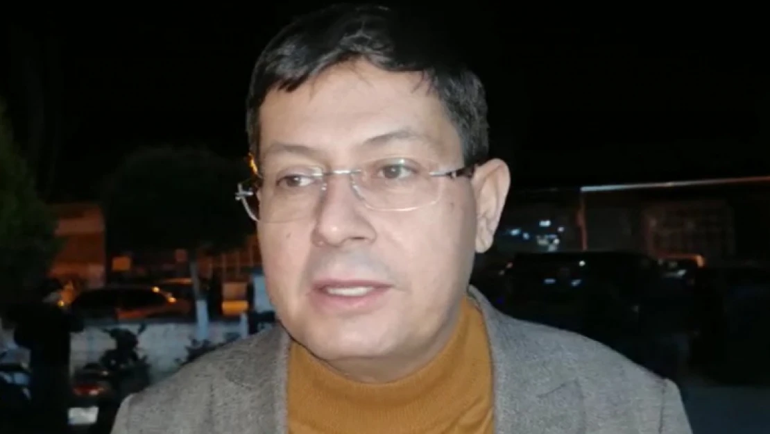 Başkan Özcan açtı ağzını yumdu gözünü