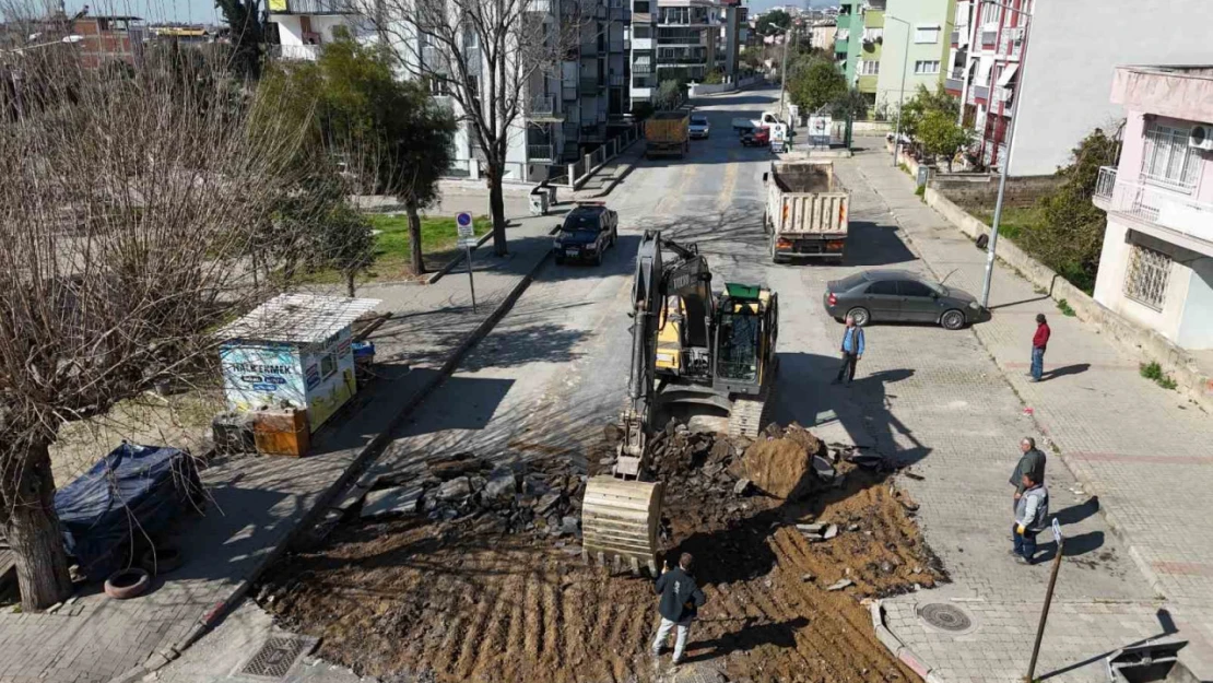Başkan Tetik, yol çalışmalarını yerinde inceledi