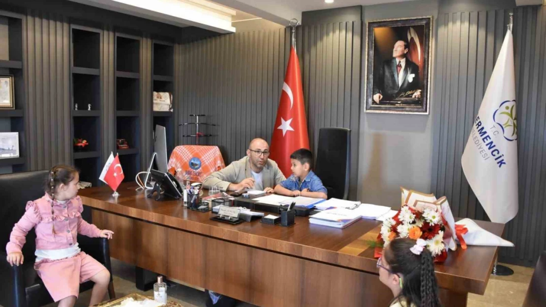 Başkan Zencirci, koltuğu miniklere devretti