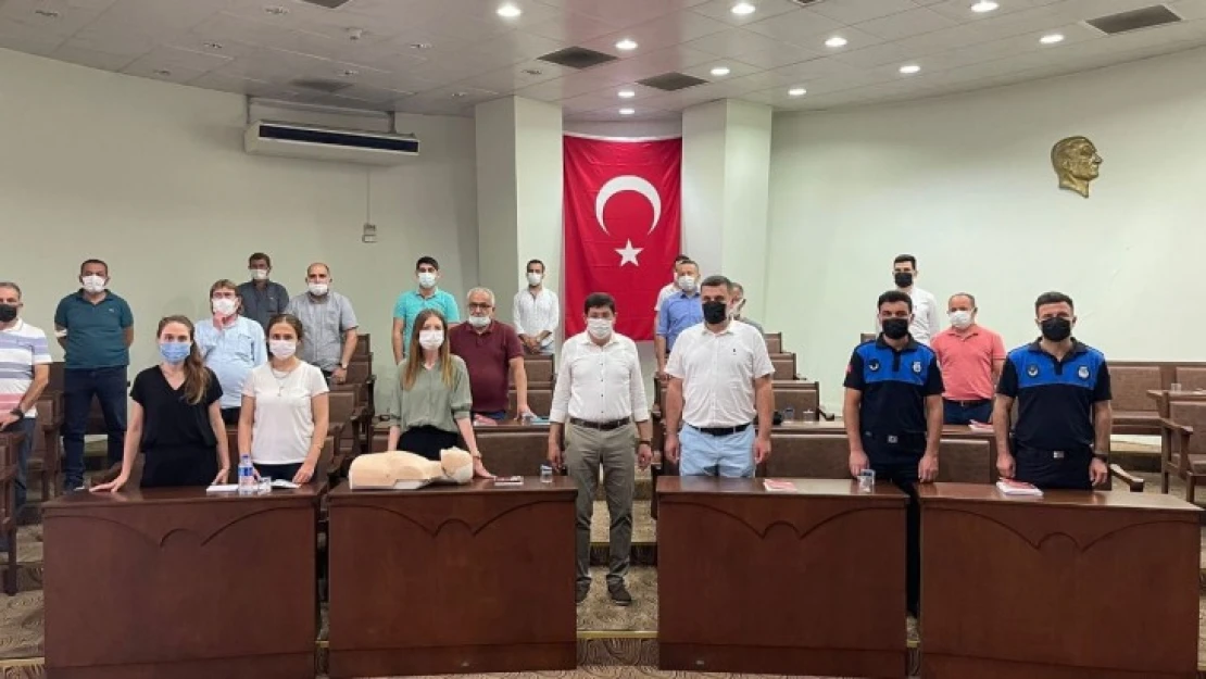 Belediye personeline ilk yardım eğitimi