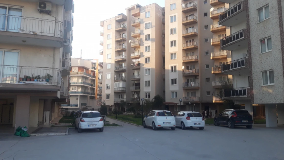 Birlikte alkol alan kafadarlardan biri intihar etti, diğeri ikna edildi