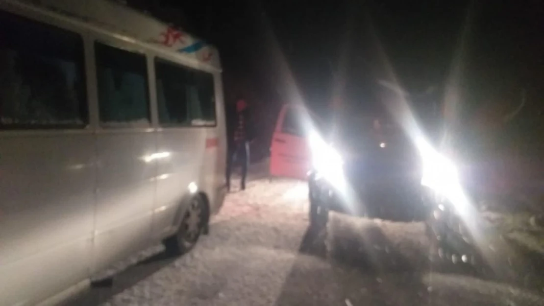 Bozdoğan Belediyesi'nin kar ile mücadelesi devam ediyor