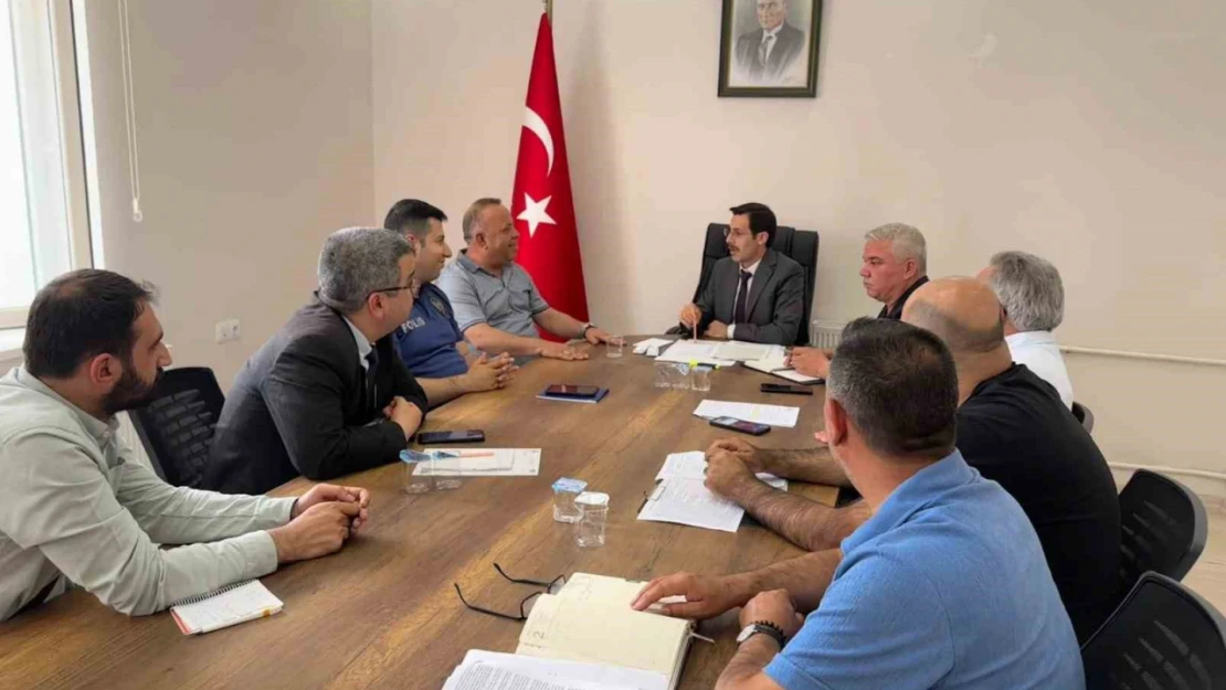 Bozdoğan'da sokak hayvanları değerlendirme toplantısı yapıldı