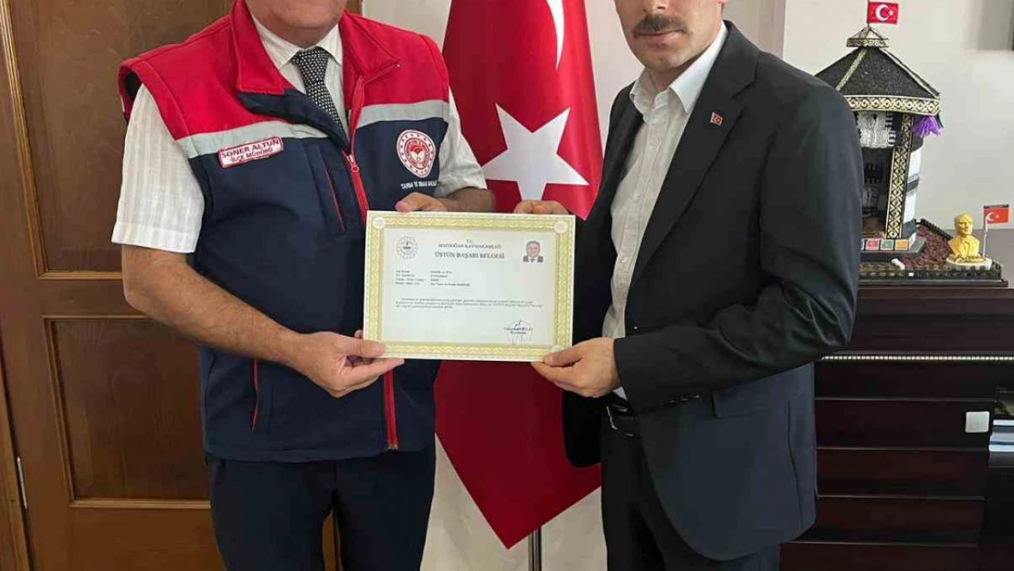 Bozdoğan İlçe Tarım Müdürüne Üstün Başarı Belgesi