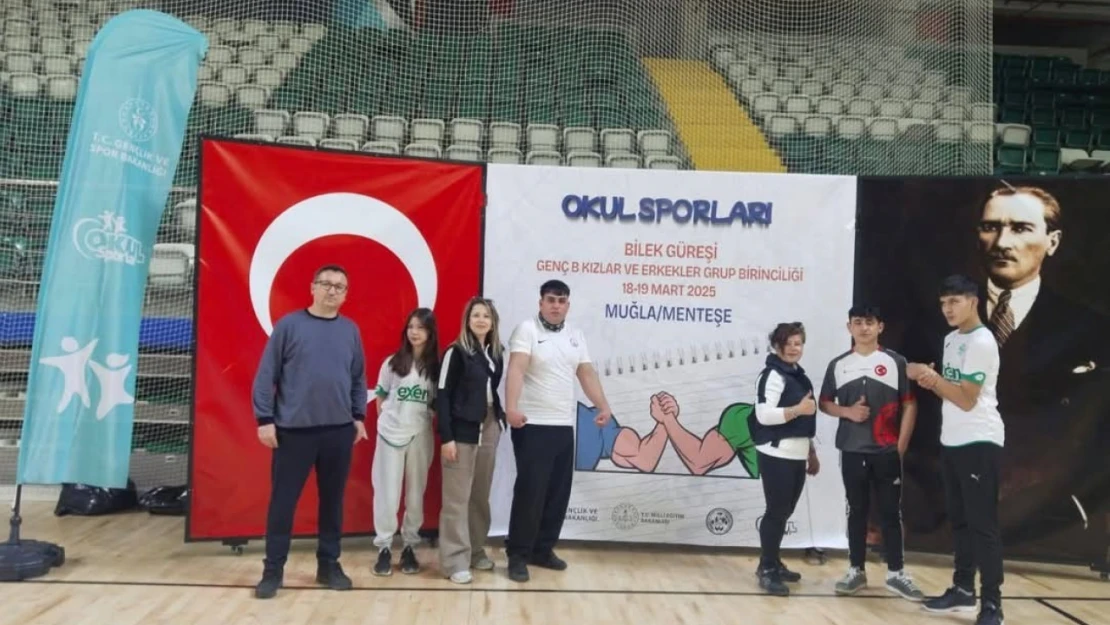 Bozdoğan'ın güçlü bilekleri şampiyonadan madalyalarla döndü