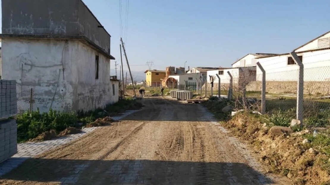 Buharkent Belediyesi'nden yol çalışması