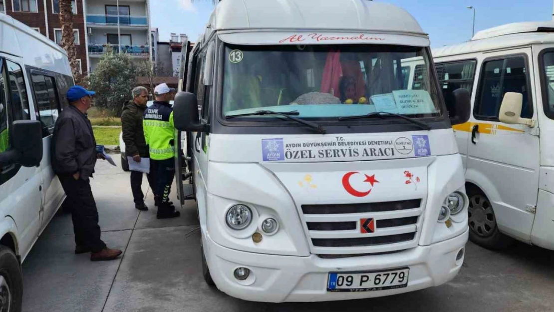 Buharkent'te ekipler, öğrenciler için sahaya indi