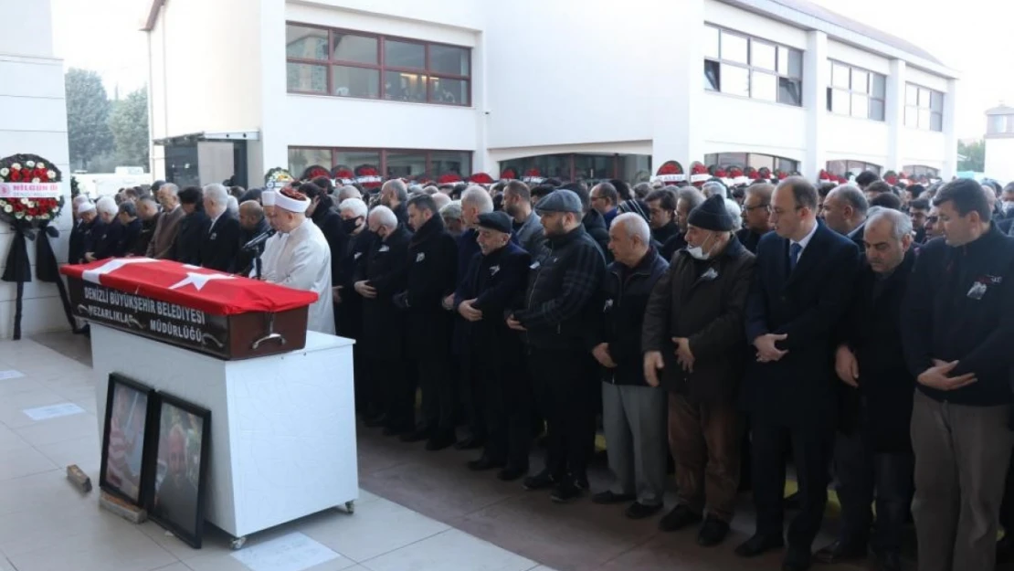 Cenazesi Samos'ta bulunan iş adamı Yasin Cinkaya son yolcuğuna uğurlandı