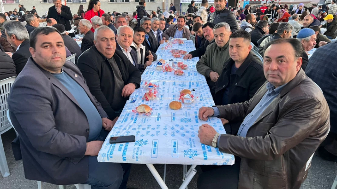 Çerçioğlu, Nazilli'de vatandaşlarla iftar yaptı