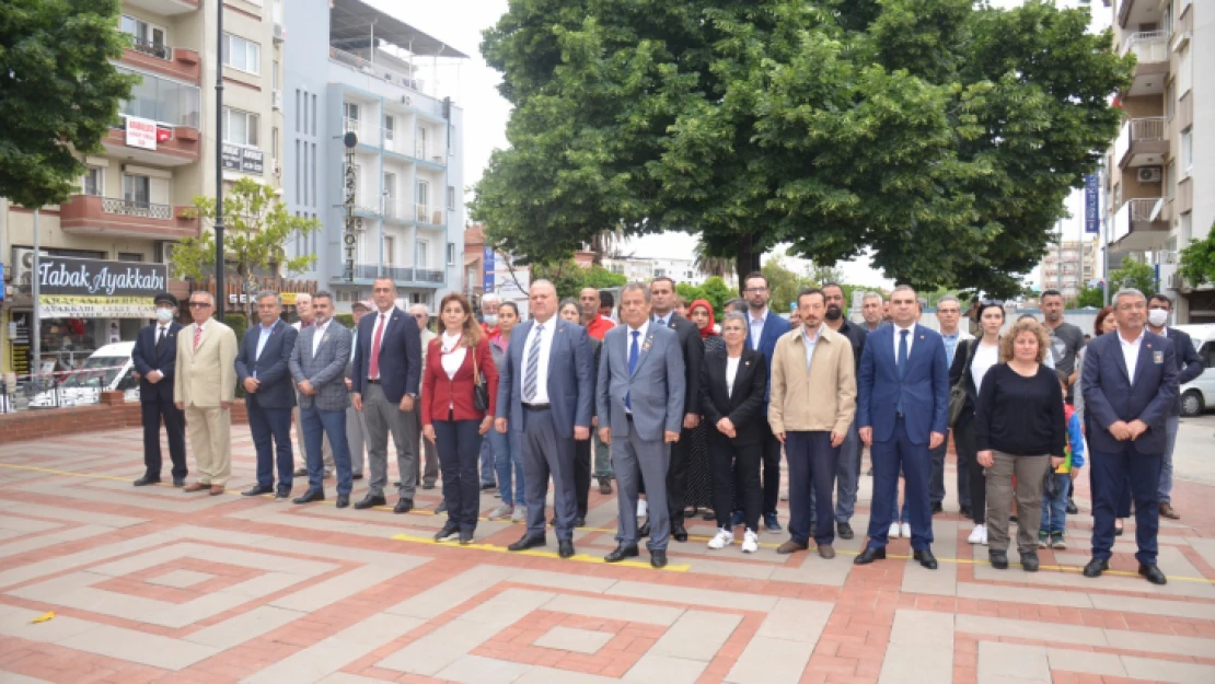 CHP NAZİLLİ'DEN BAYRAM KUTLAMASI