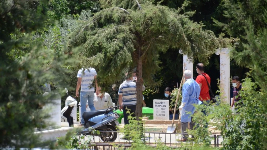 Cinayet şüphesi mezar açtırdı