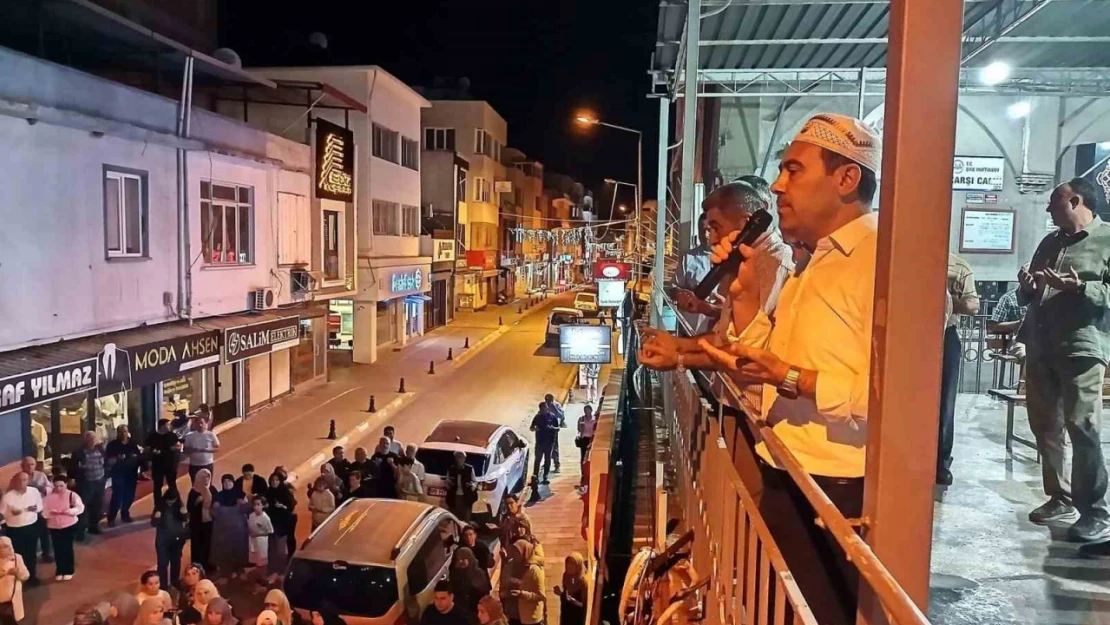 Çine'de hac yolcuları dualarla uğurlandı