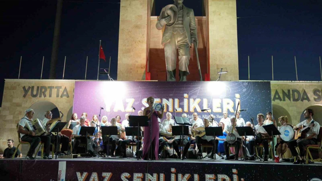 Didim Amfi Tiyatro'da sanat dolu yaz konseri
