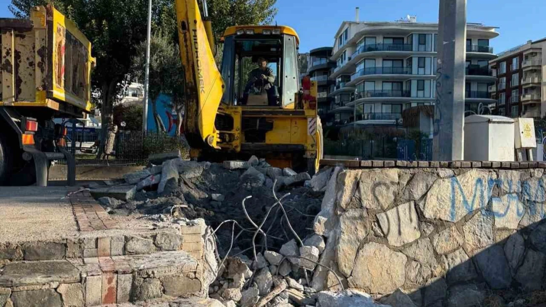 Didim Belediyesi'nden Altınkum'a ek yağmur suyu tahliye hattı