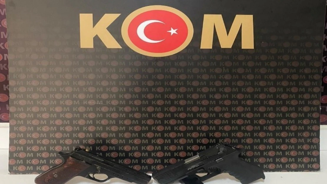 Didim'de 3 adet ruhsatsız silah ele geçirildi
