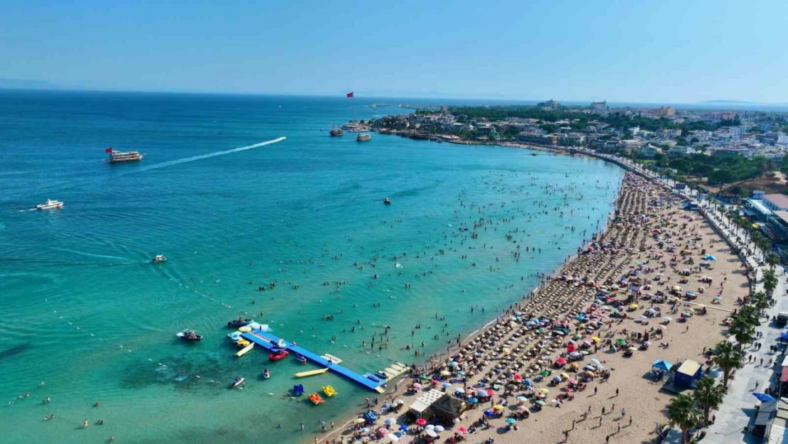 Didim'de bayram yoğunluğu: Sahiller doldu taştı