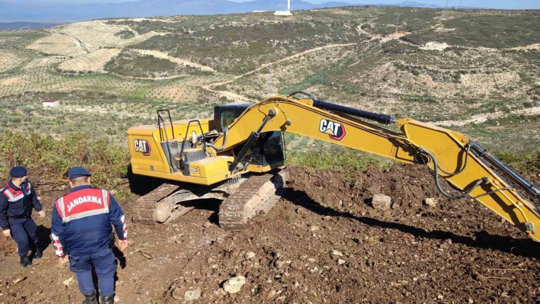 Didim'de hazine arazisinde kaçak kazı