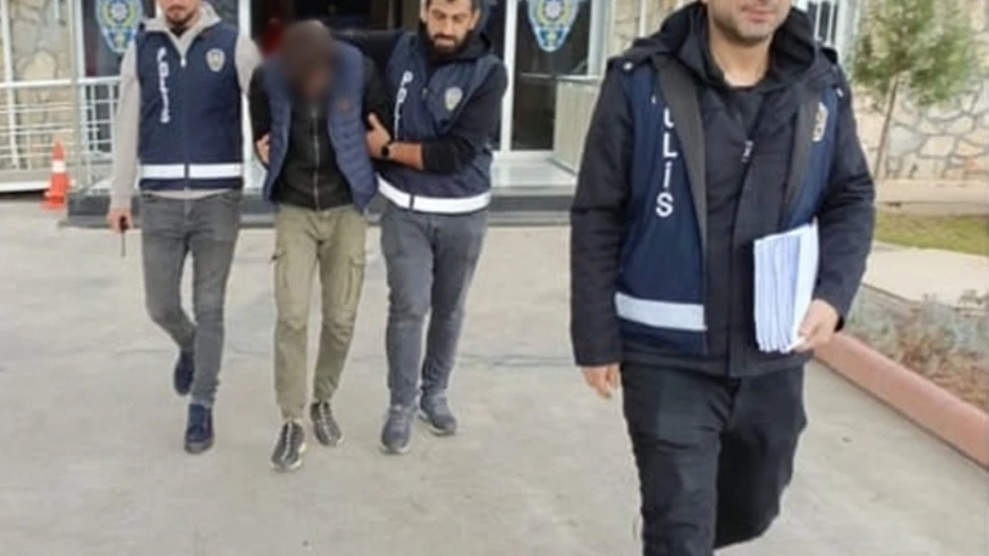 Didim'de motosiklet hırsızı polise takıldı