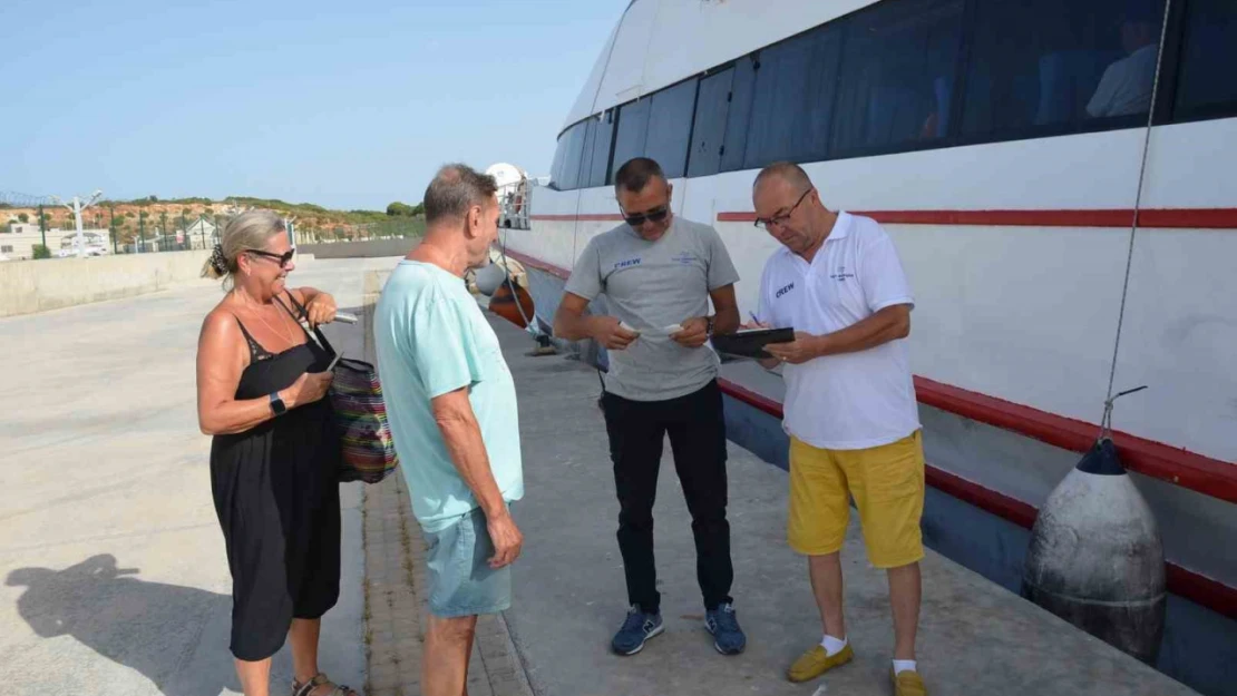 Didim'den Yunan adalarına feribot seferleri başladı