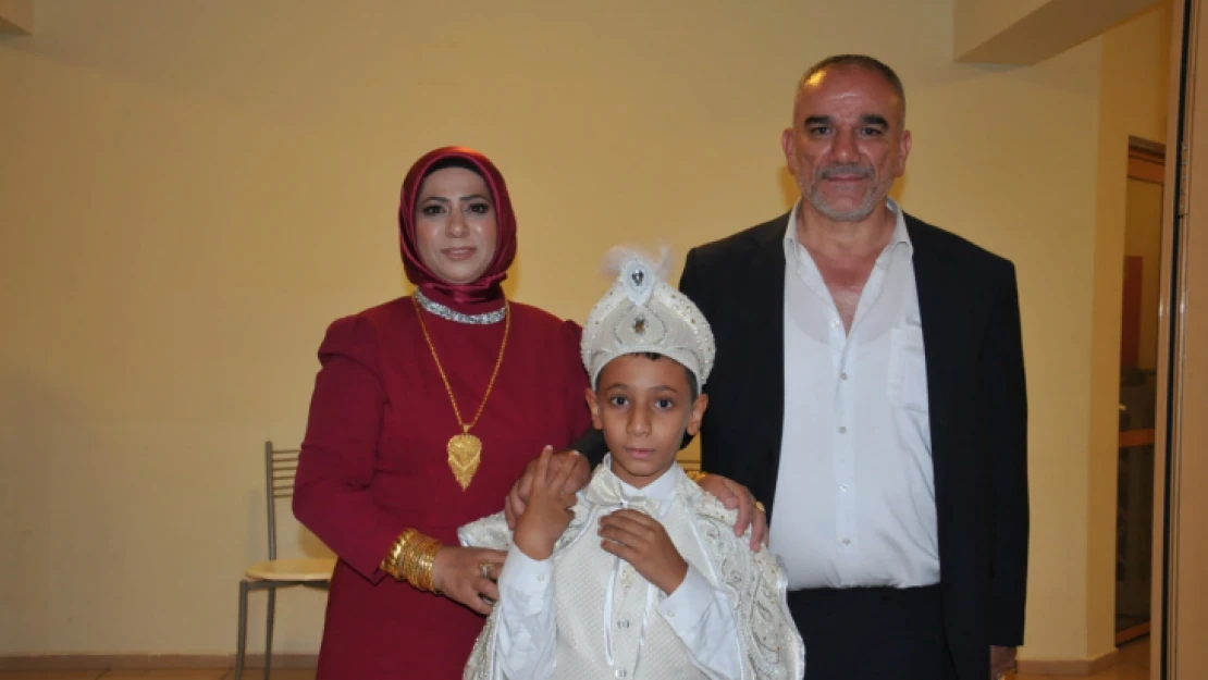 Düzgün ailesinin mutlu günü