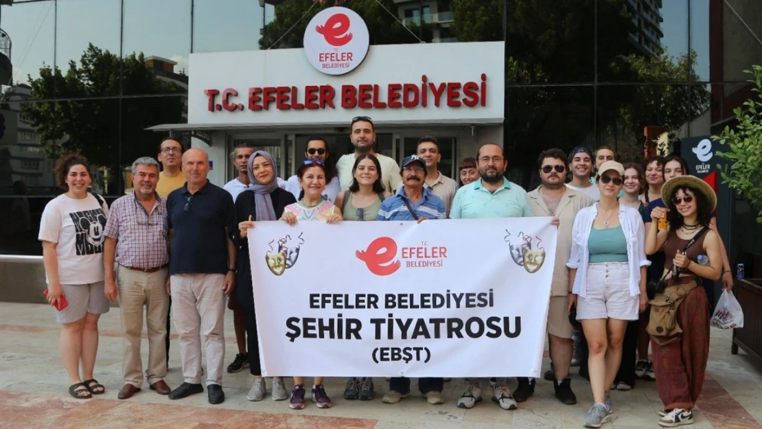 Efeler Belediyesi, vatandaşları sanatla buluşturuyor